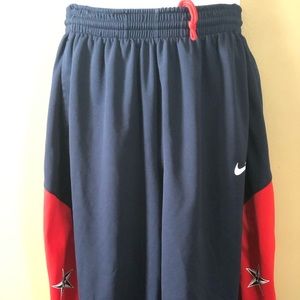 Nike USA mens basketball shorts size large blue